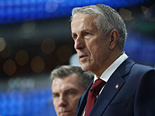 Сергей Савельев о спаде «Локомотива»: «С чего взяли, что если тренер канадец, то обязан идти на 1-м месте? Титул разыгрывается в мае. Не понимаю критики в адрес североамериканцев. Гру сам уехал»