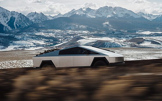 Tesla перенесла выход обновленного автопилота FSD V14 для Cybertruck