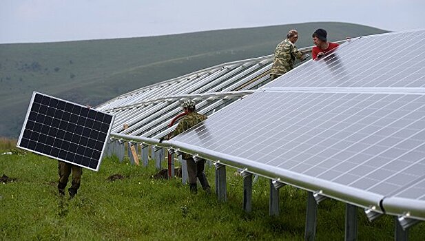 Русская школа под Иерусалимом получила солнечные батареи из России