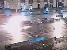 В Москве машина загорелась после ДТП на проспекте Мира