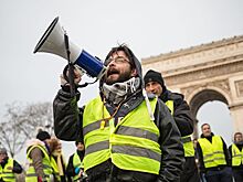 "Желтые жилеты" собрались на девятую акцию протеста