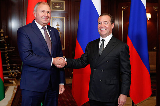 Медведев и Румас провели переговоры о пути интеграции РФ и Беларуси