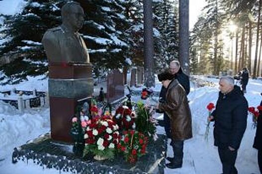 В Снежинске прошли мероприятия в честь академика Е.И. Забабахина