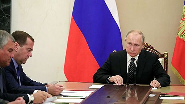 Путин обратил внимание на электронную промышленность