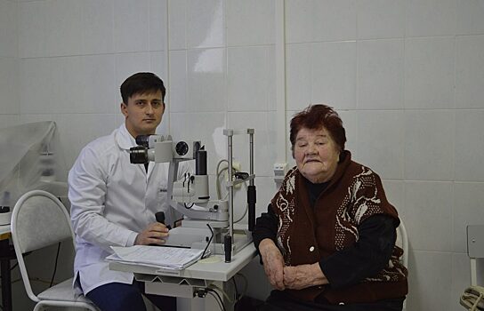 Ишимские врачи спасли зрение 83-летней пациентке с глаукомой