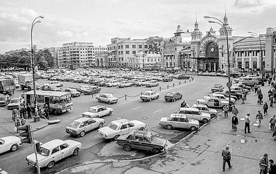 Ждали весну, чтобы открыть мост