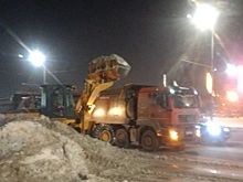 Этой ночью в Оренбурге с улиц Луганской, Алтайской и Мира вывезли снег