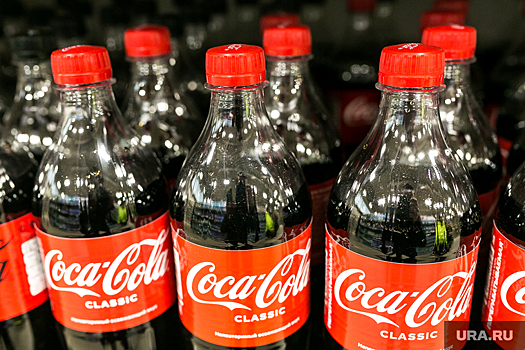 Курганцев зовут работать на фабрику Coca-Cola в Израиле за 300 тысяч