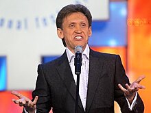 Звезда «Аншлага» обратился к врачам из-за высокой температуры