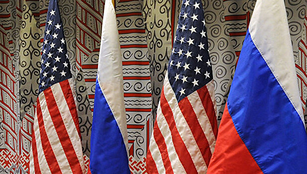 "Ъ": США могут закрыть одно из российских консульств в стране