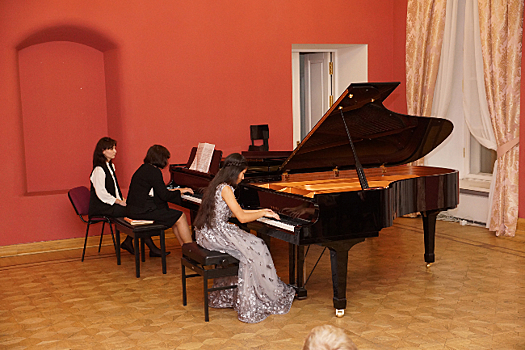 В Зале имени И.К. Архиповой 25 сентября состоялся концерт учащейся ДМШ имени Ф.И. Шаляпина