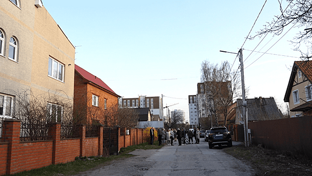 В мэрии рассказали, когда построят дорогу в объезд Старокаменного переулка