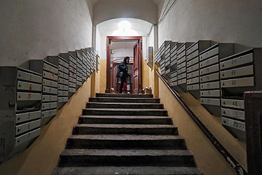 Россиянам подсказали способ заработать на подъездах и стенах домов