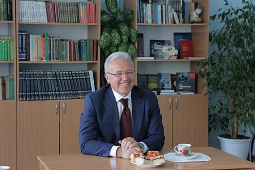 Первый и единственный губернаторский срок Александра Усса: итоги в цифрах