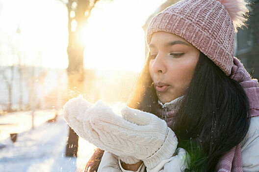 Москвичам пообещали солнечную и морозную погоду на выходных