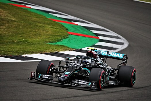 Боттас стал первым в третьей свободной практике Гран-при Британии