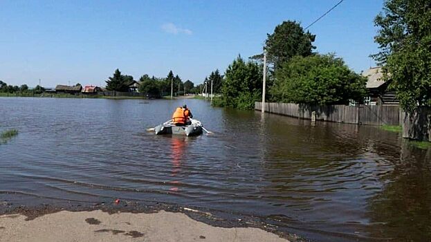 МЧС эвакуировало из подтопленных районов Херсонской области 7,8 тыс. человек