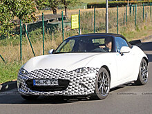 Компания Mazda тестирует прототип нового поколения родстера MX-5 Miata Mule 2025 года