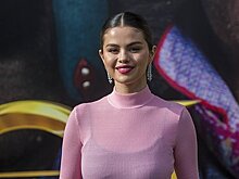 Селена Гомес впервые высказалась о совместных фото с Хейли Бибер
