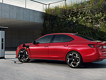 Лифтбек Skoda Superb стал подзаряжаемым гибридом