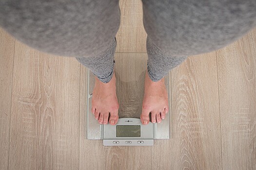 Медики объяснили, какая потеря веса после COVID-19 считается нормой