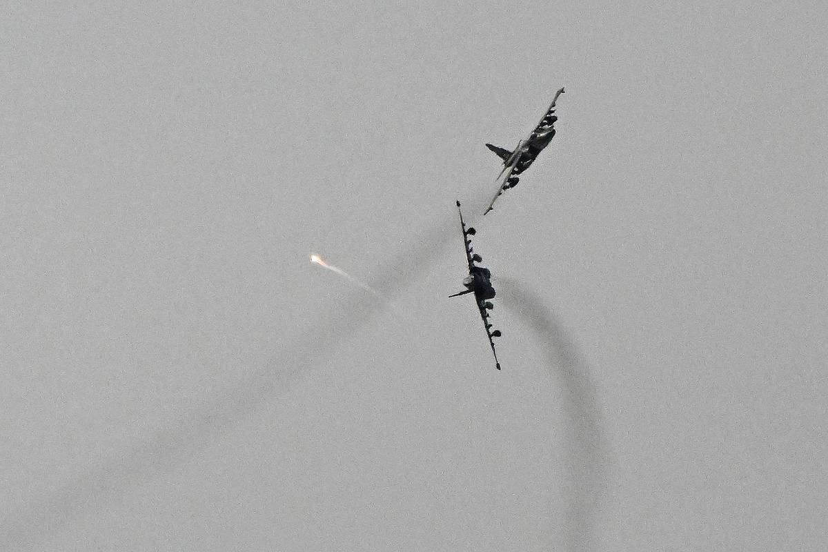 Российское дальнобойное оружие поразило военные аэродромы ВСУ