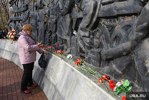 В Латвии готовы снести памятник освободителям Риги. Захарова ответила одним словом