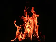 Пьяный мужчина спалил двухэтажный исторический деревянный дом
