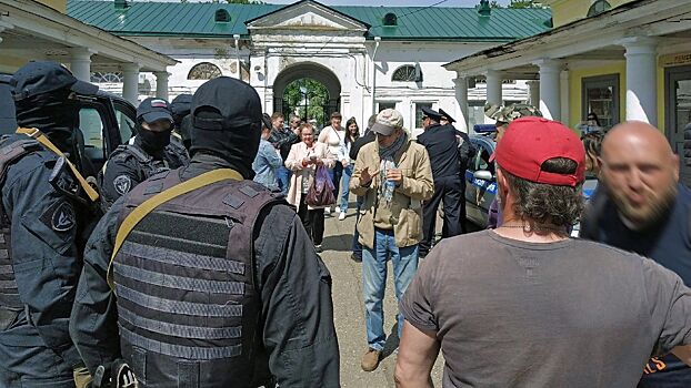Актеры отказываются фотографироваться с костромичами на съемках сериала в Костроме