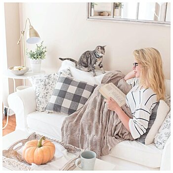 От нобелевского лауреата до хита соцсетей: 8 романов от современных авторов