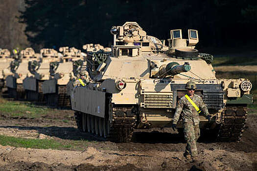 Советник главы МВД Украины Геращенко предложил "обменять" танки Abrams на 400 тыс. дронов