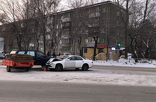 В Новосибирске в ДТП пострадали водитель и 6-летний мальчик