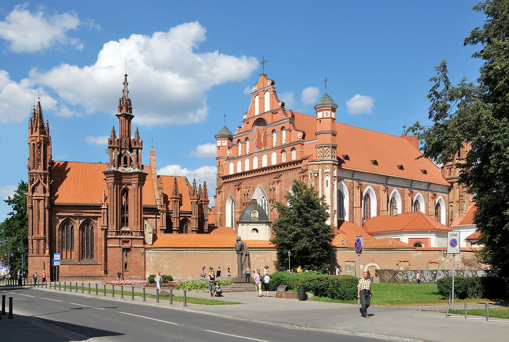 Костел Святой Анны, Вильнюс, Литва, Европа