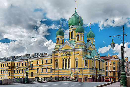Власти Петербурга рассказали, почему отказали РПЦ в воссоздании церквей в городе