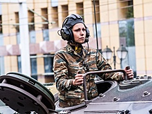 В Греции будут принимать в армию женщин-добровольцев