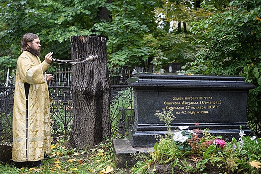 Когда кладбища стали делиться на элитные и прочие, и где сейчас хоронят простых москвичей