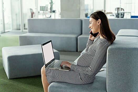 Всех работающих россиянок предложили отправить на удалёнку, чтобы рожали. О каких профессиях речь