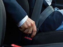 Ремни безопасности перестали втягиваться. Почему это происходит и что делать?