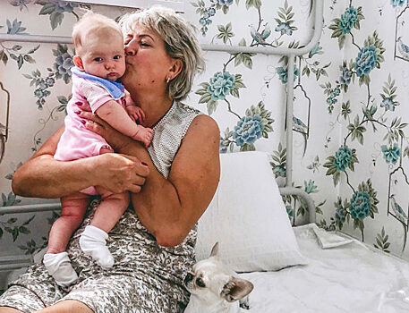 Бабушки, заботящиеся о внуках, живут дольше