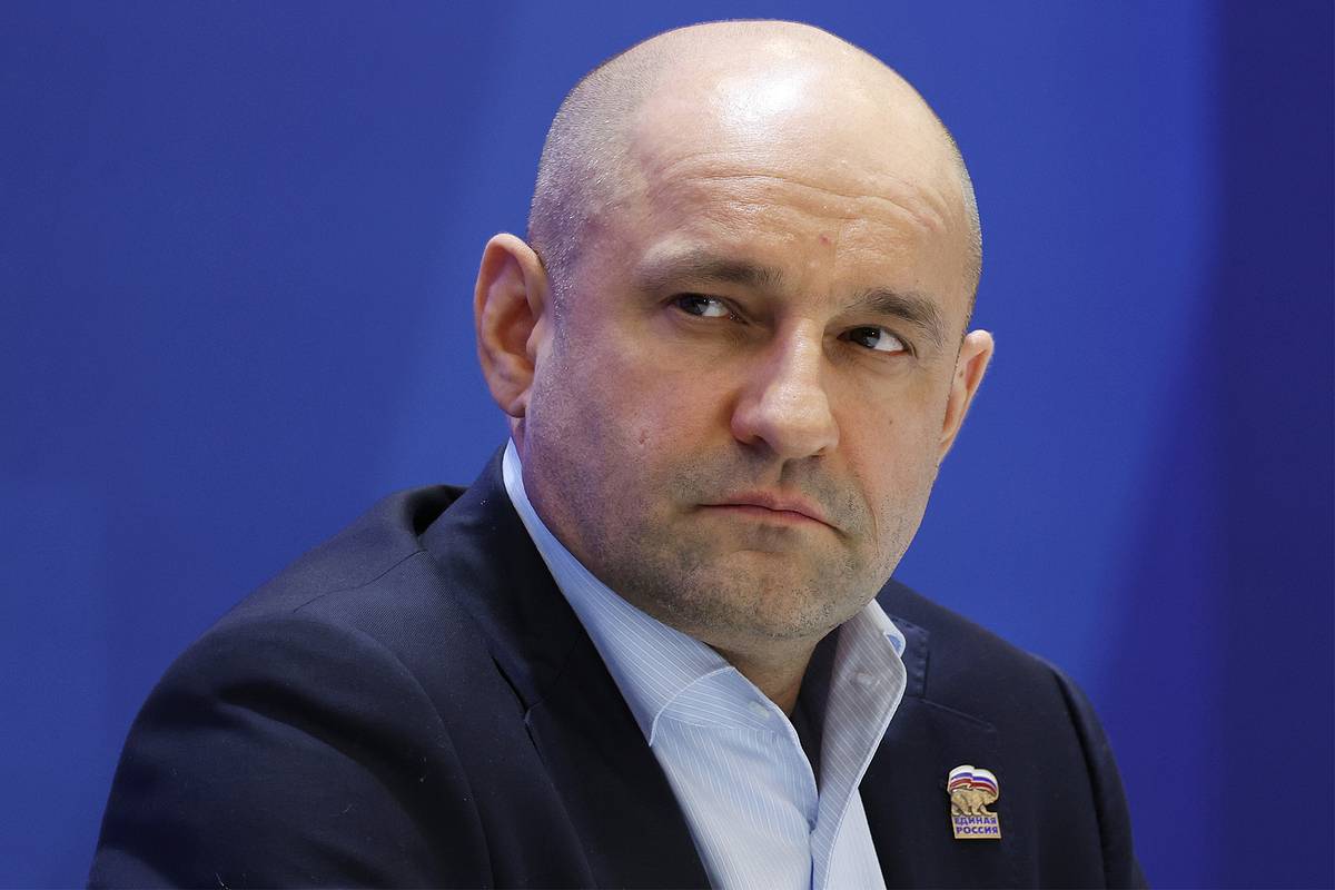 Полпред Путина посетил перевал Дятлова