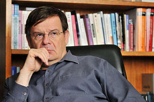 В Риге полиция прямо во время лекции задержала эксперта по КНДР Андрея Ланькова