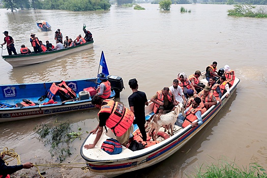 Reuters: Наводнение в Пакистане привело к эвакуации 766 тысяч человек