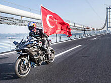 Турецкий мотогонщик побил рекорд скорости