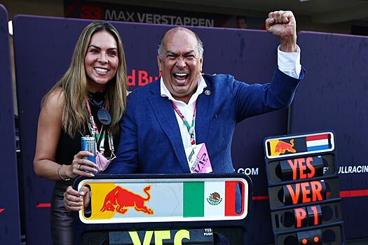 Отец Серхио Переса примет участие в гонке спорткаров в Мексике