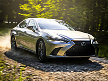 Lexus ES впервые получил полный привод