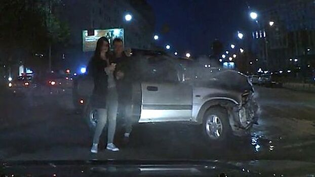 Погоня за пьяными водителем в Новосибирске закончилась серьезным ДТП с пострадавшими