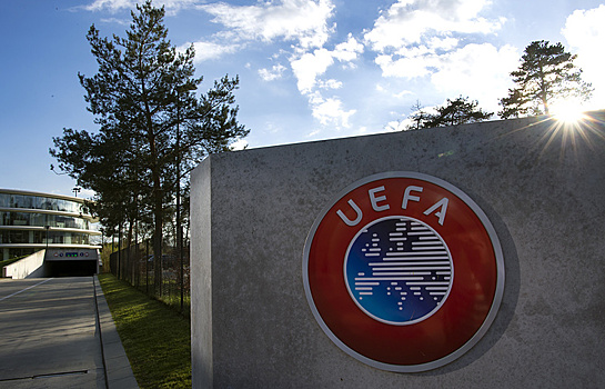 Визит делегации УЕФА в Крым перенесен на 2018 год