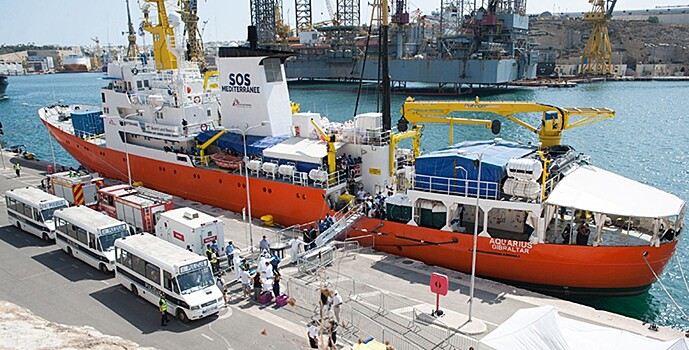 Десятки мигрантов из Африки спасли у побережья Мальты