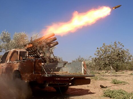 СМИ: лагерь курдских сил возле военной базы США на востоке Сирии обстреляли ракетами