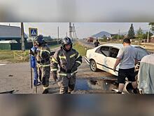 Спасатели достали из машины пострадавшую в ДТП жительницу Забайкалья